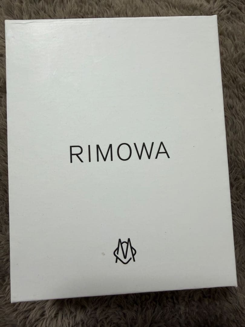 非売品　RIMOWA メタリックケース　トランプ　ノベルティー