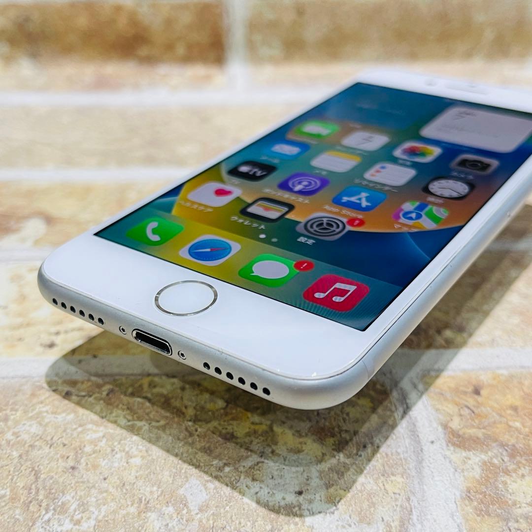 SIMフリー iPhone8 64GB シルバー 電池新品