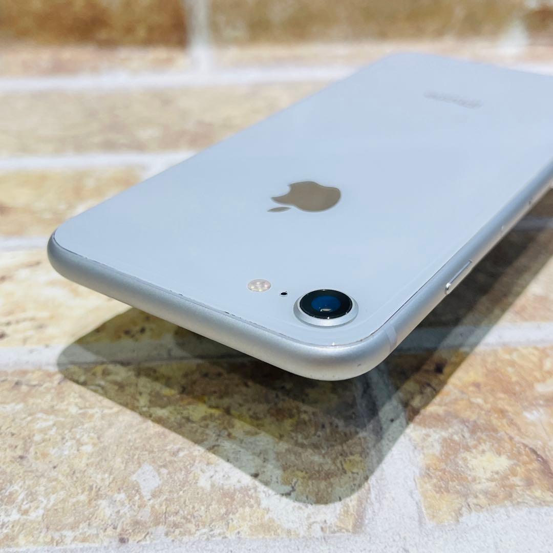 SIMフリー iPhone8 64GB シルバー 電池新品
