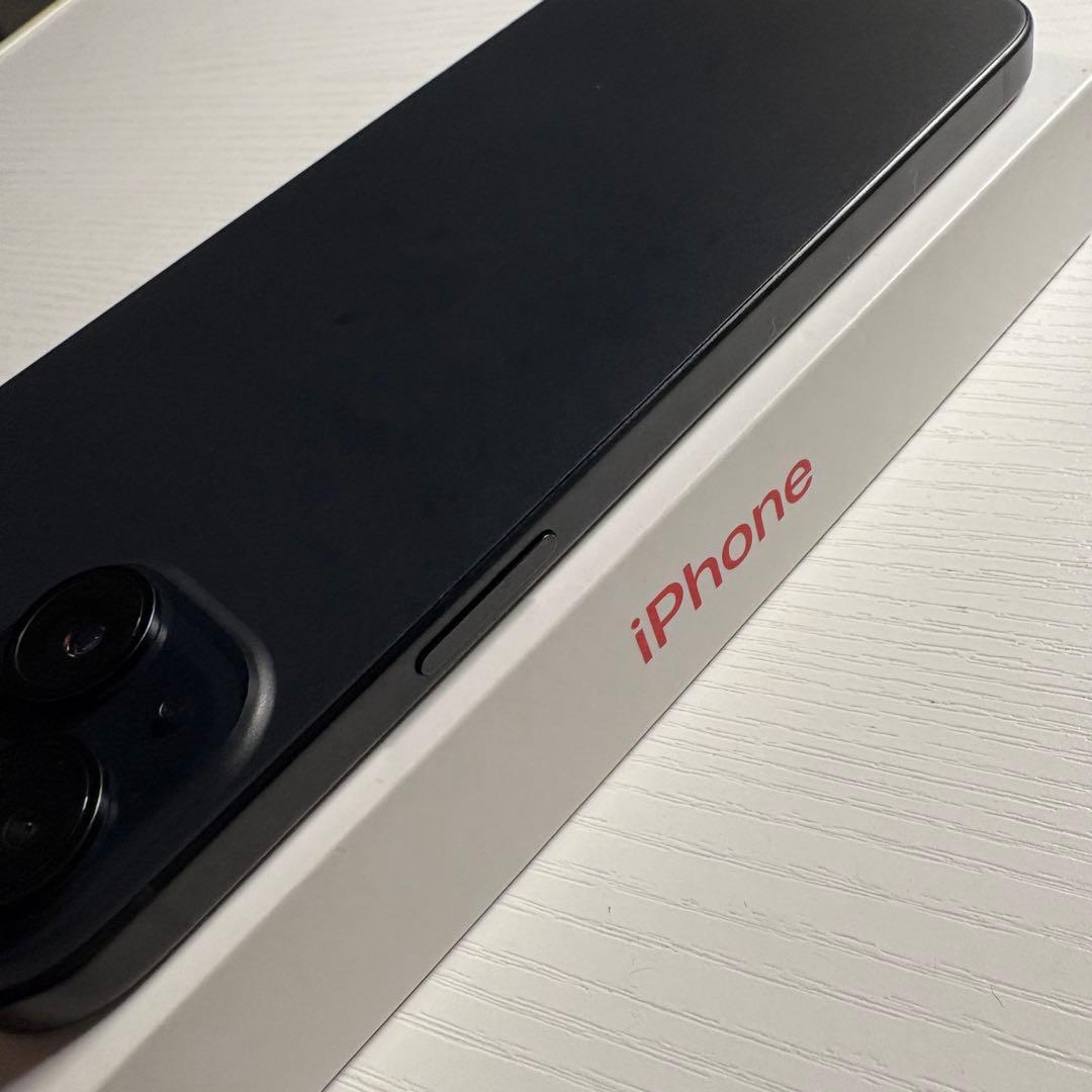 iPhone15 Plus 128GB ブラック SIMフリー 極美品