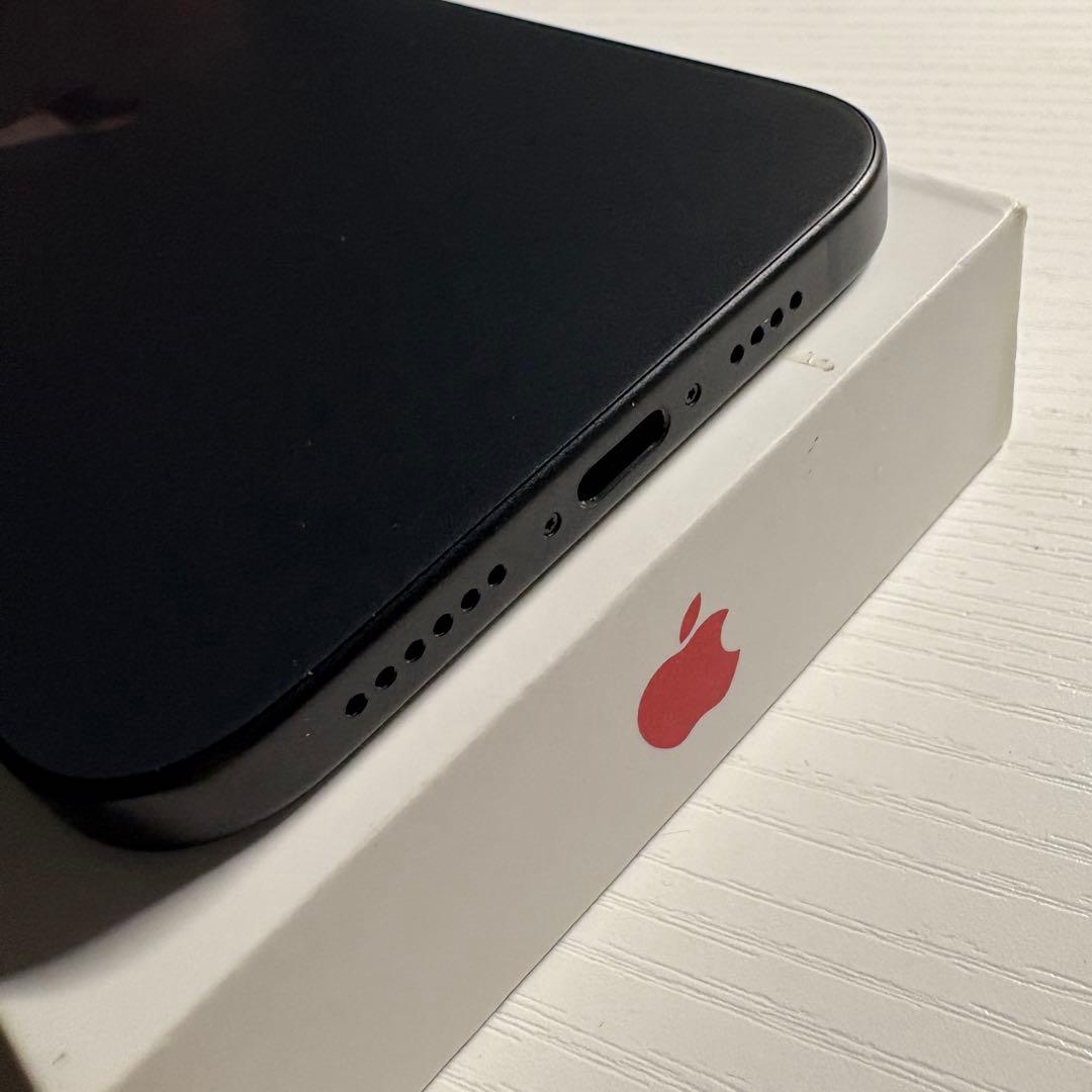 iPhone15 Plus 128GB ブラック SIMフリー 極美品