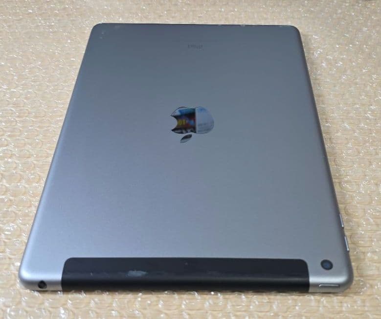 ゆ*様 iPad 6■バッテリー極良品■Wi-Fi+セルラー版■265