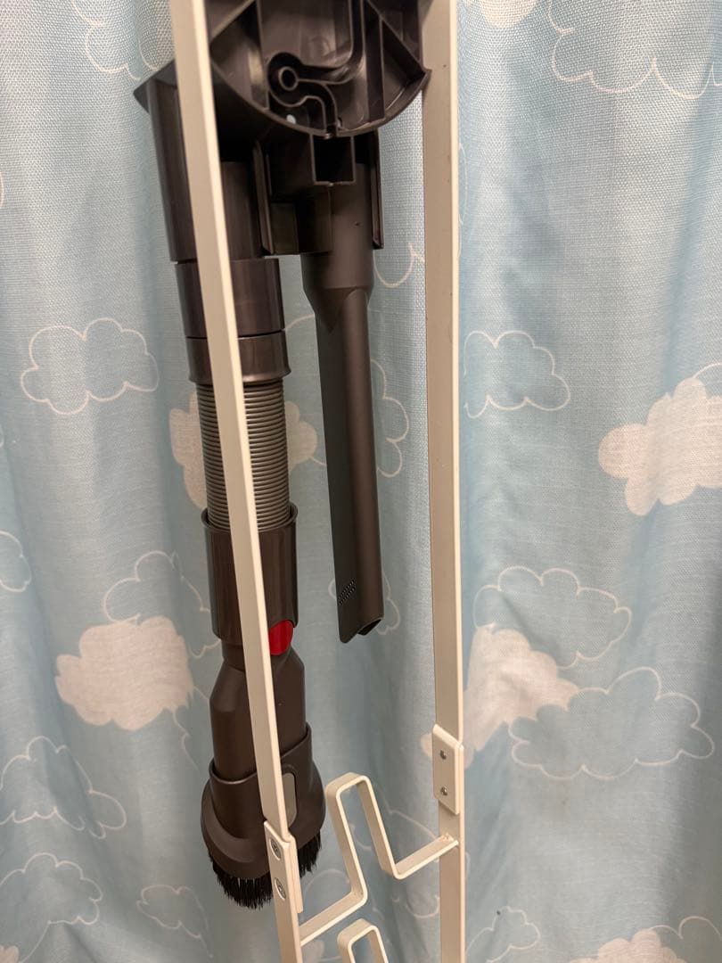 Dyson V6 コードレス掃除機 /SV11 スタンド付 動作確認済