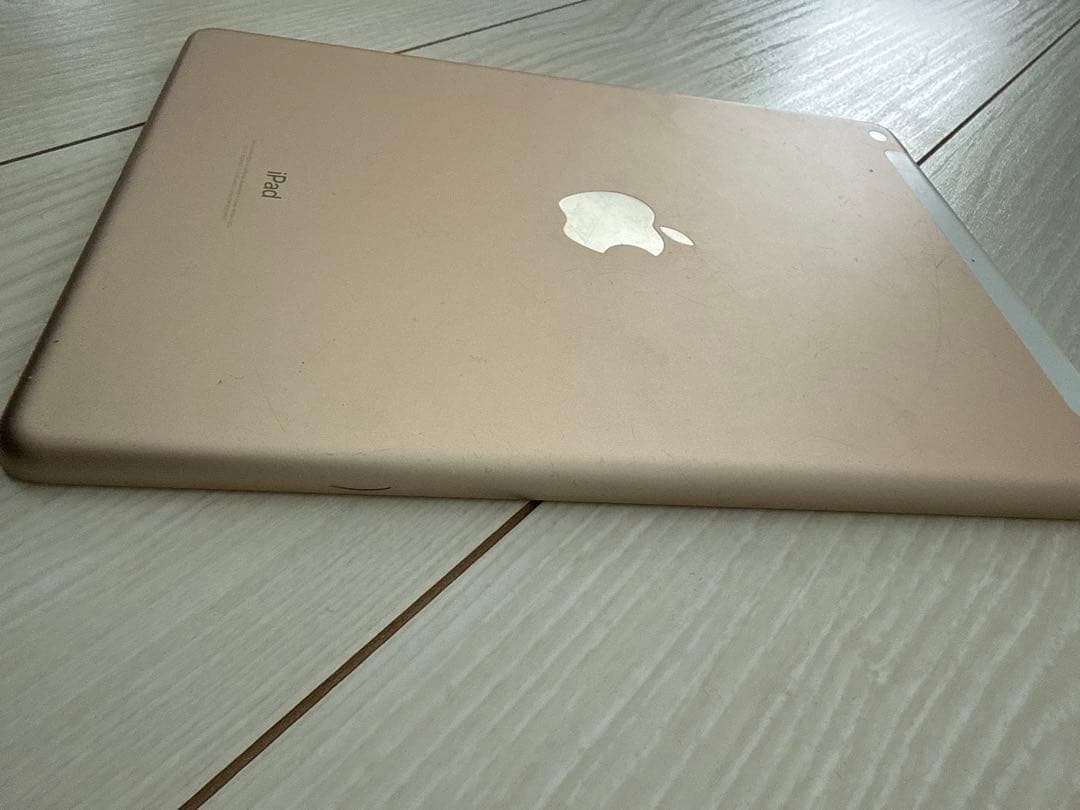 Apple iPad (第6世代) 32GB ゴールド