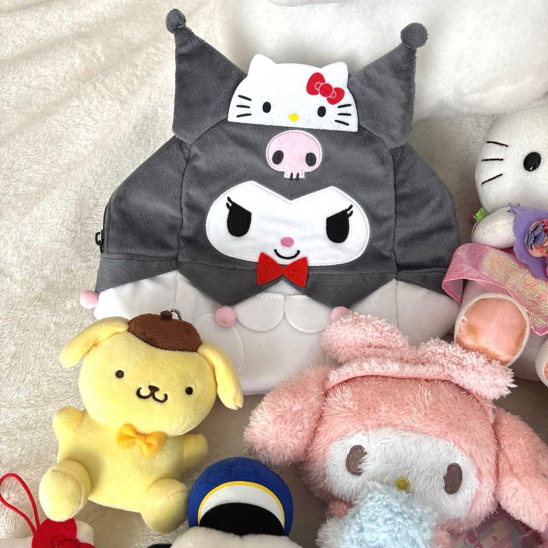 【サンリオ】キティ　マイメロ　クロミ　シナモ　ポチャッコ他　ぬいぐるみ　45点