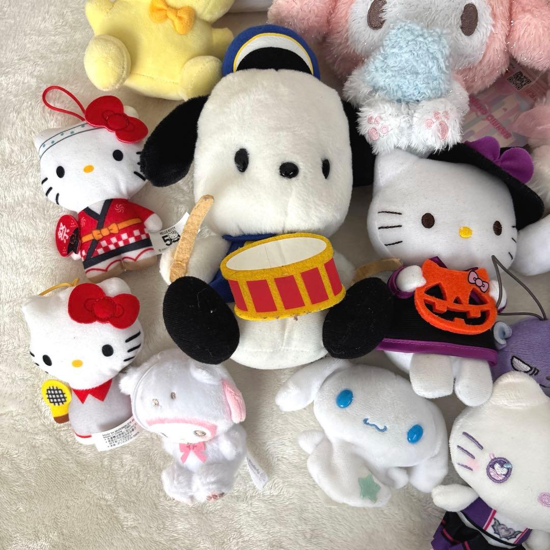 【サンリオ】キティ　マイメロ　クロミ　シナモ　ポチャッコ他　ぬいぐるみ　45点