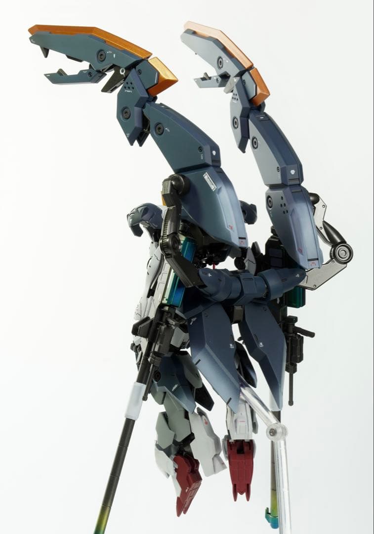 HG　ガンダムバルバトスルプス【フルアーマー形態】　全塗装・完成品