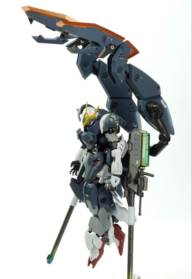 HG　ガンダムバルバトスルプス【フルアーマー形態】　全塗装・完成品