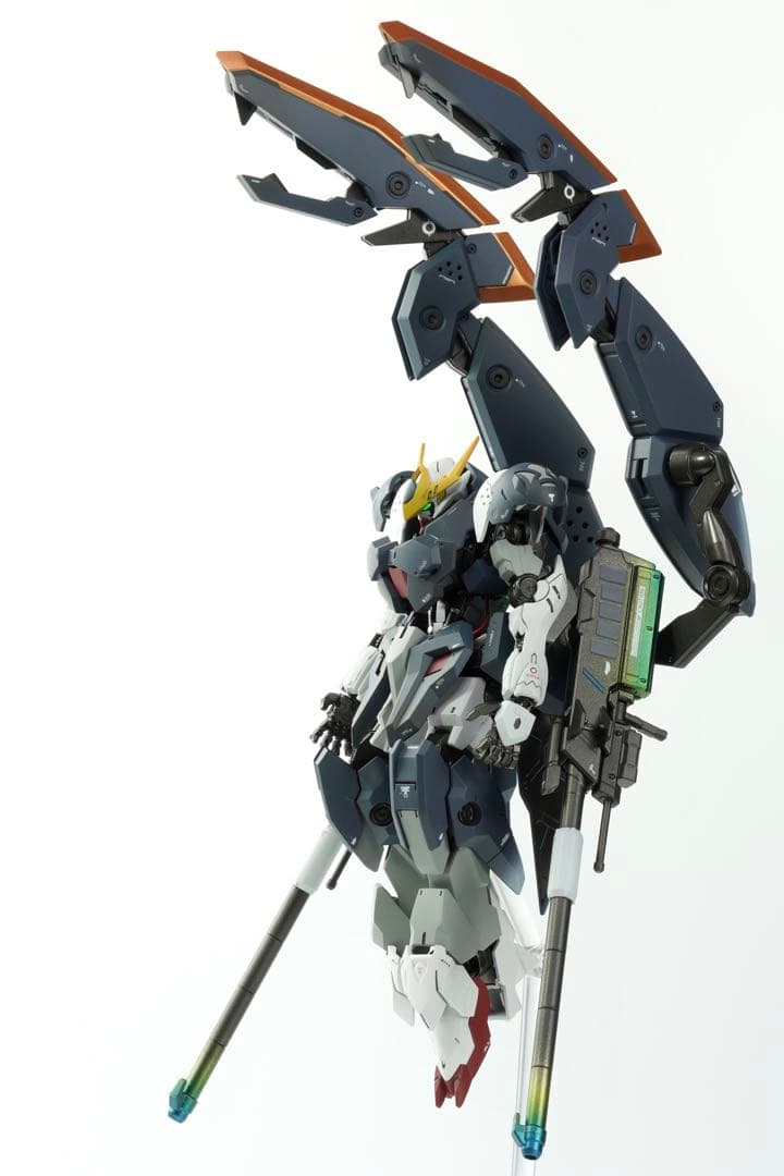 HG　ガンダムバルバトスルプス【フルアーマー形態】　全塗装・完成品