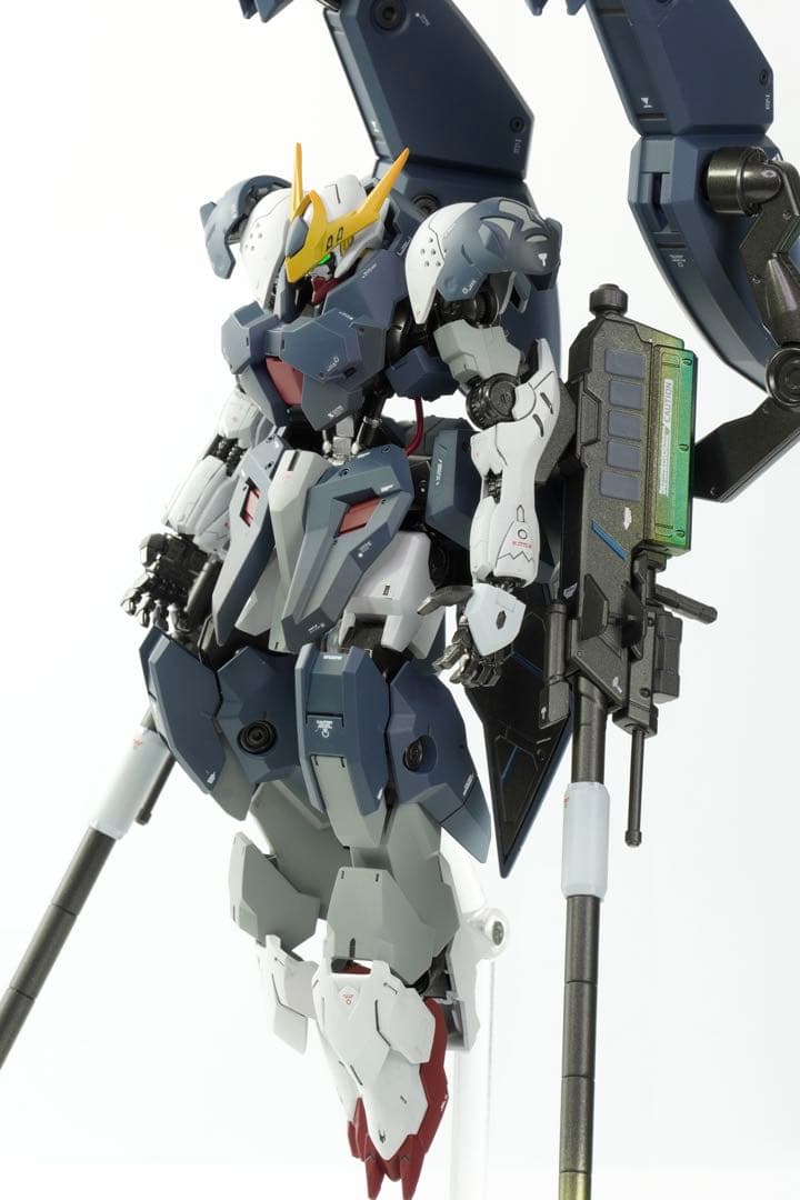 HG　ガンダムバルバトスルプス【フルアーマー形態】　全塗装・完成品