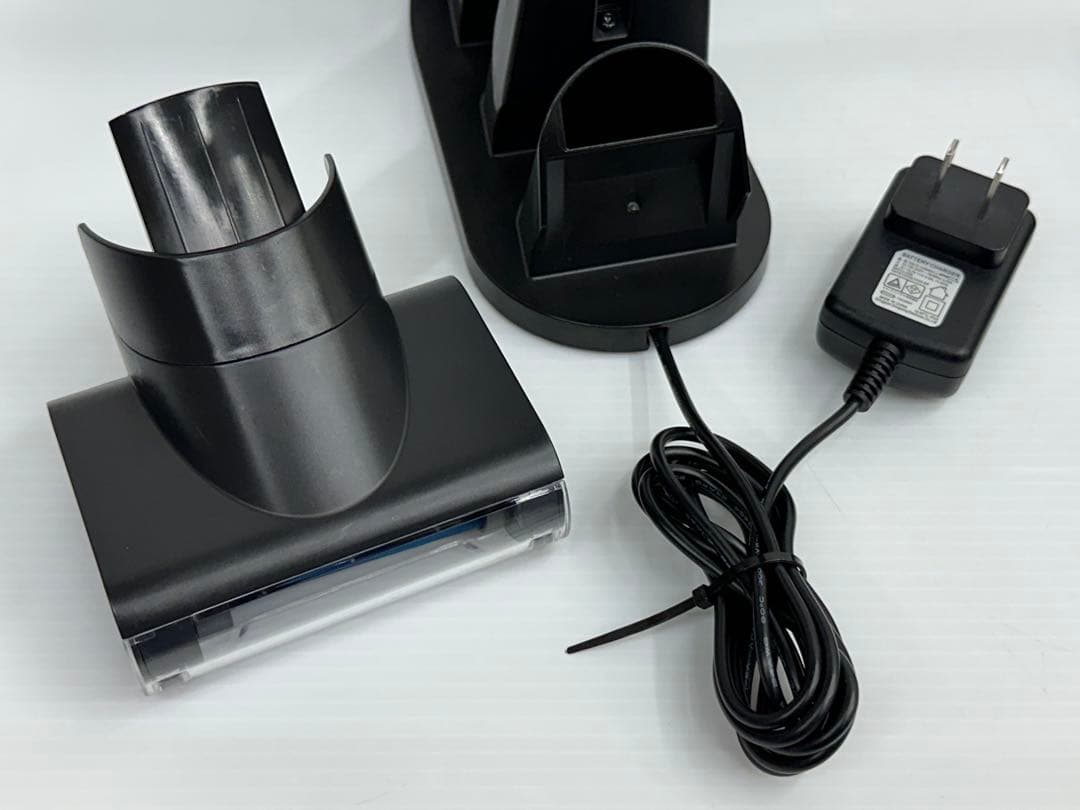 WV516JBK 中古　格安　シャーク　掃除機　純正バッテリー4個付き　付属品有