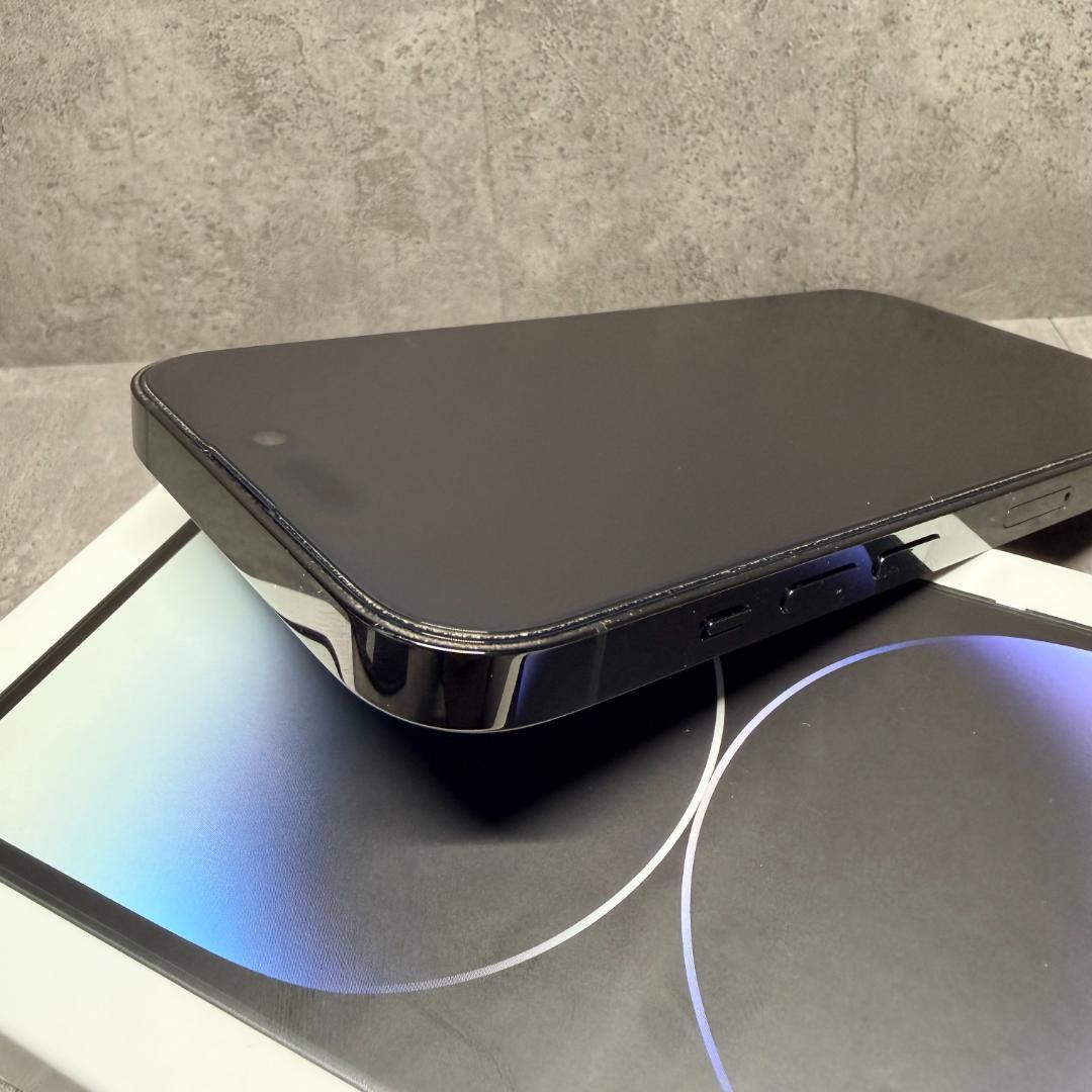 超美品　iPhone 14 Pro 512GB スペースブラック（SIMフリー）