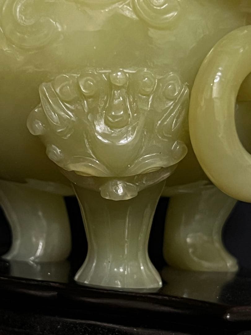 極上 清時代　天然玉香炉　精巧な彫刻　紫檀台 BL1--3