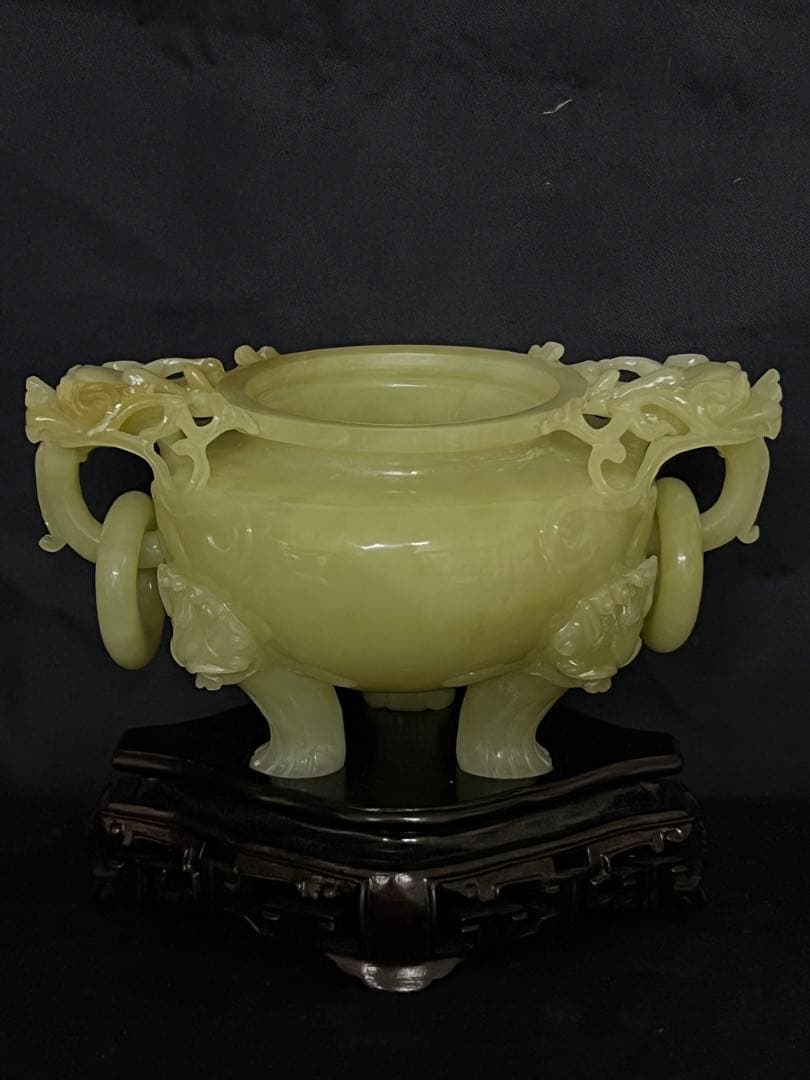 極上 清時代　天然玉香炉　精巧な彫刻　紫檀台 BL1--3