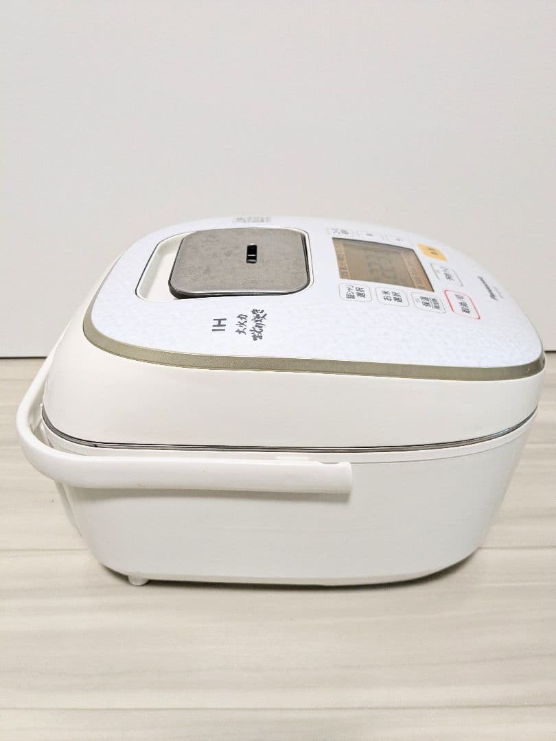Panasonic IH炊飯器 SR-HX107 予約機能付き