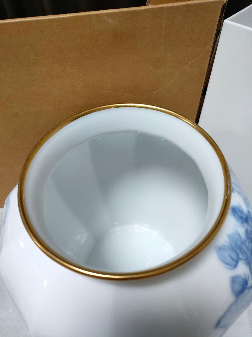 大倉陶園　花器　花瓶　花柄　金縁