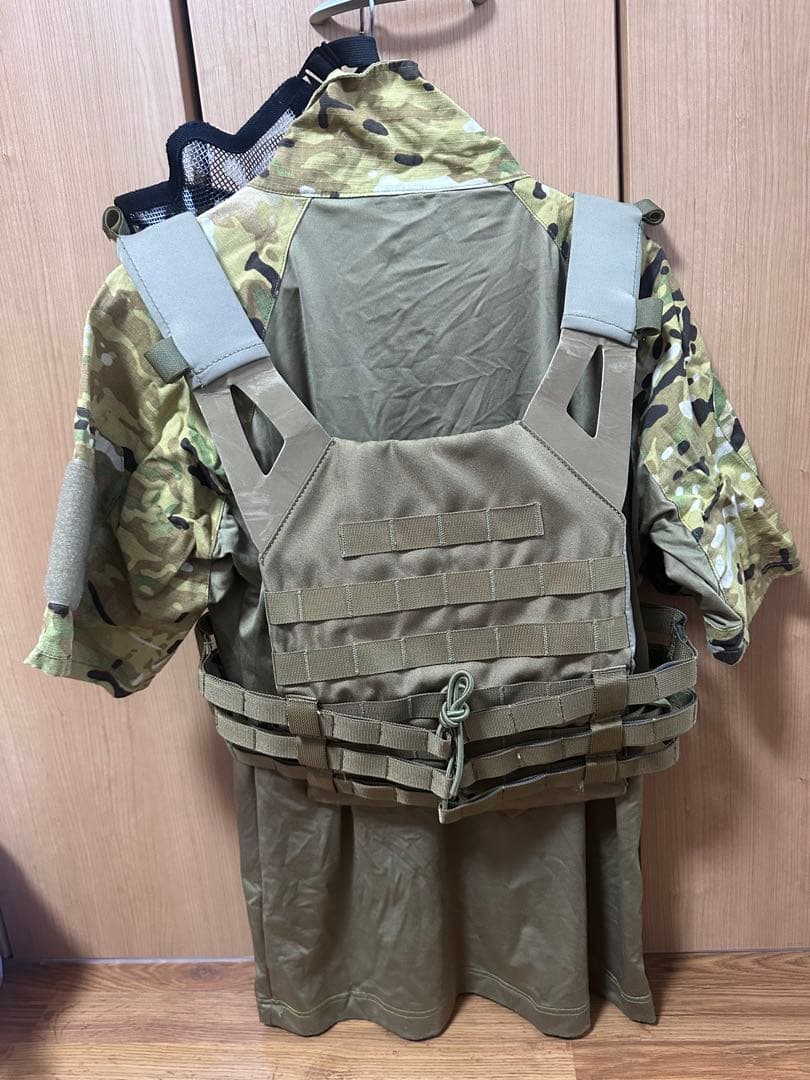 プレートキャリア他サバゲ装備一式