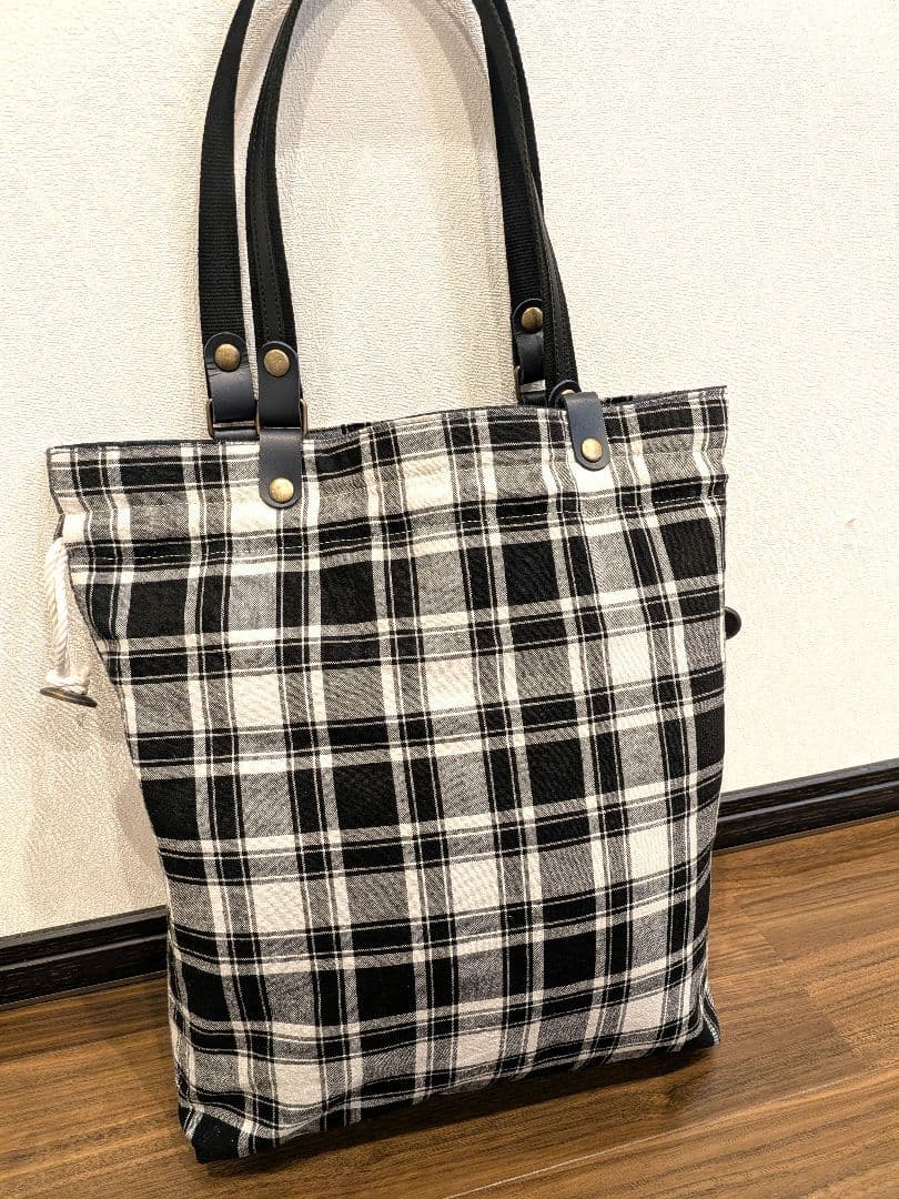 ジョリーフルール　エピファニーシンプルトートバッグ