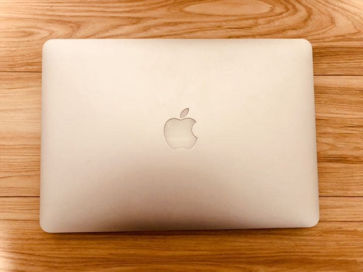 【美品】MacBook Pro (13-inch)＋アクセサリ