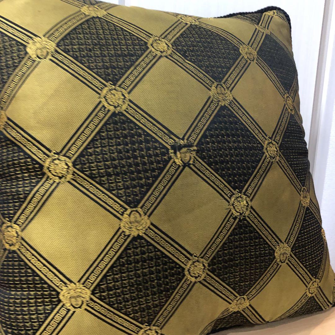 Versace ベルサーチ　クッション