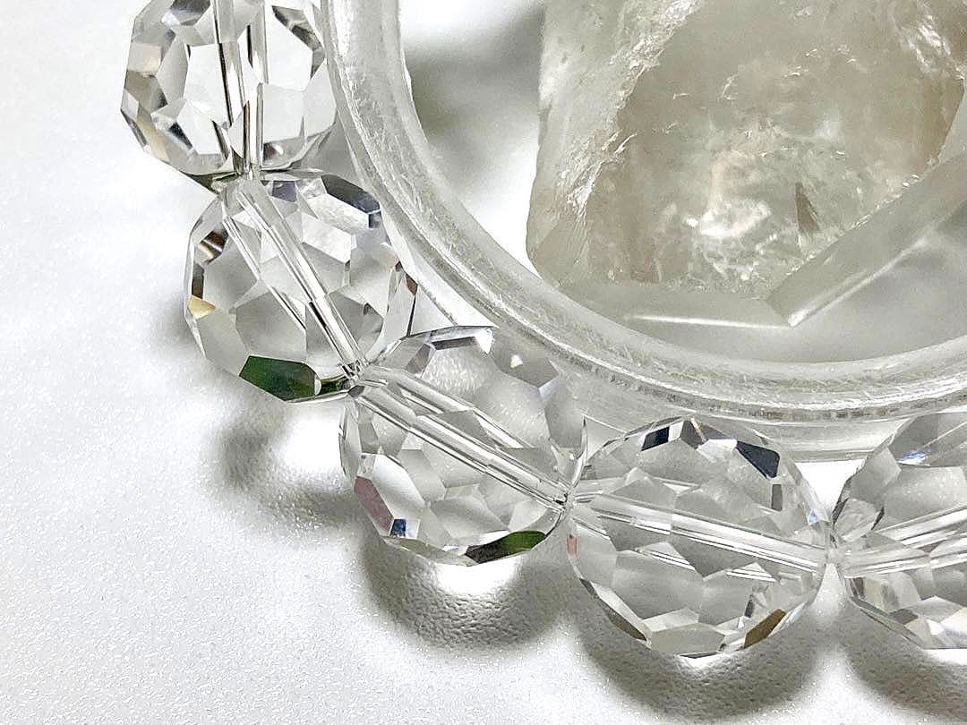 夢幻品質　最強パワーが宿る究極の図形　ガネッシュヒマール産　バッキーボール水晶②