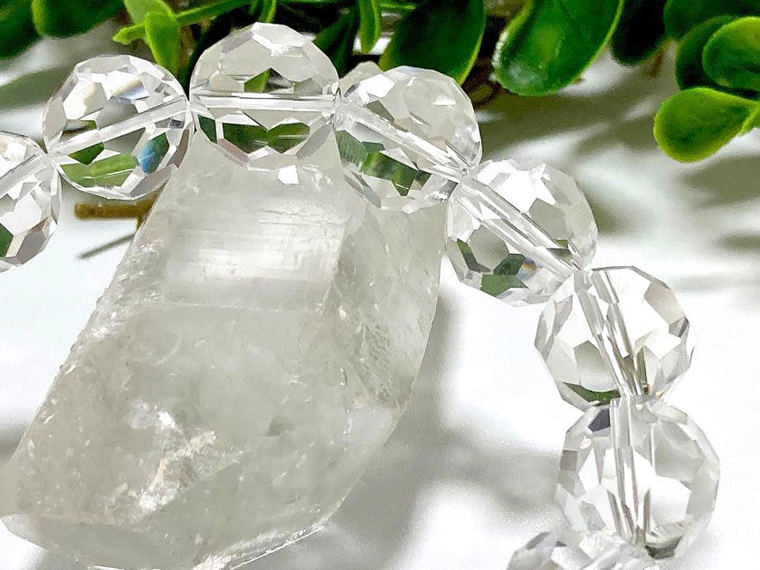 夢幻品質　最強パワーが宿る究極の図形　ガネッシュヒマール産　バッキーボール水晶②