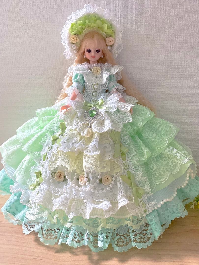 ニ*ウ様 リカちゃん ジェニーちゃん 着せ替え服 フリルドレス ハンドメイド