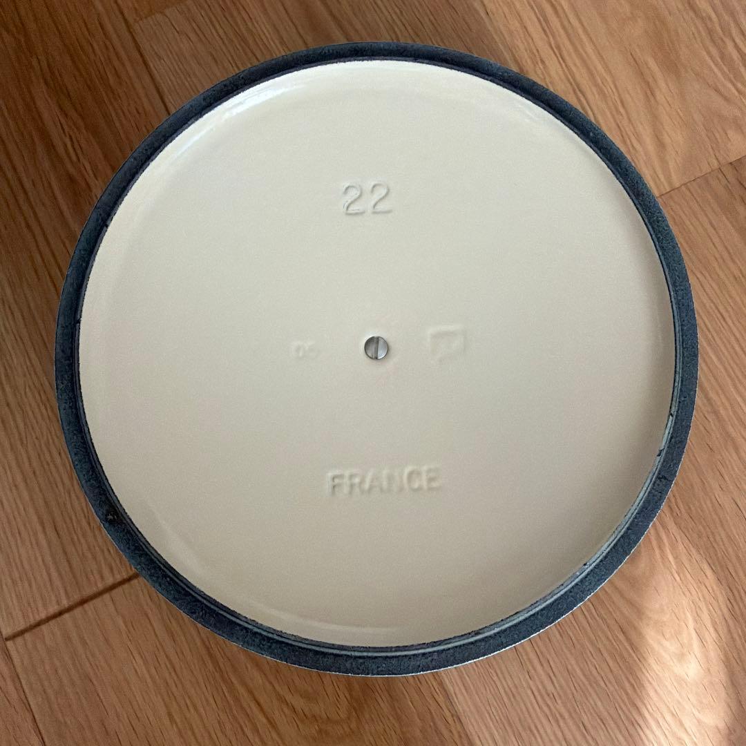 【ル・クルーゼ】ココット・ロンド 22cm コースタルブルー　匿名配送