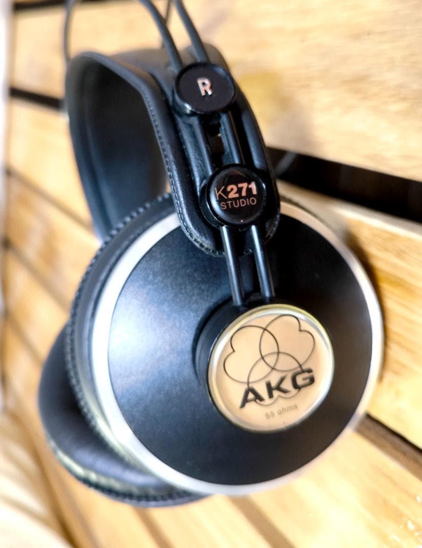 AKG K271 Studio ヘッドフォン