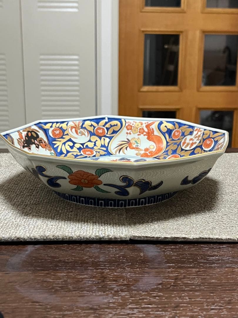 有田焼　林九郎　八角皿　鉢　大鉢皿　金唐草花篭図　八角盛鉢