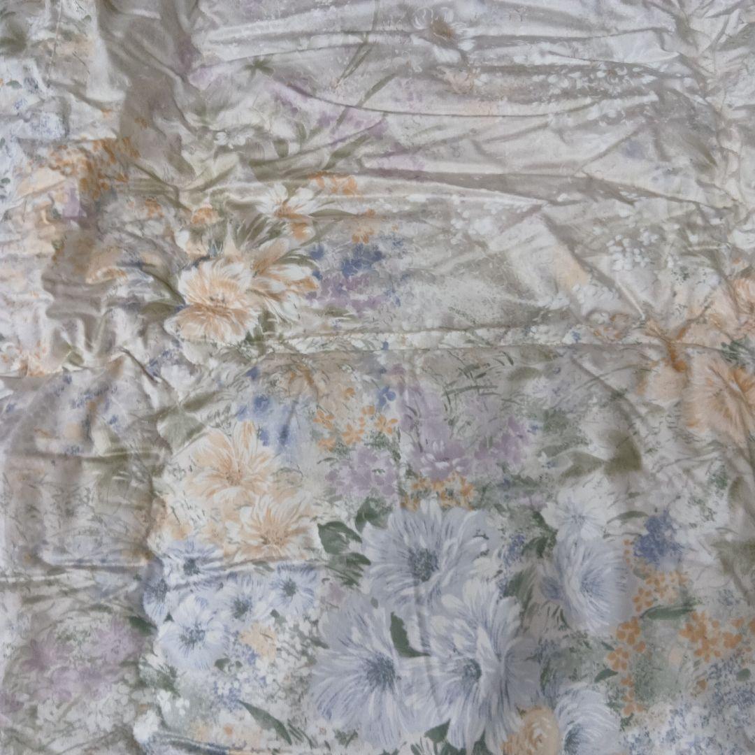 花柄羊毛混肌掛け布団 150cm x 210cm(シングルサイズ)