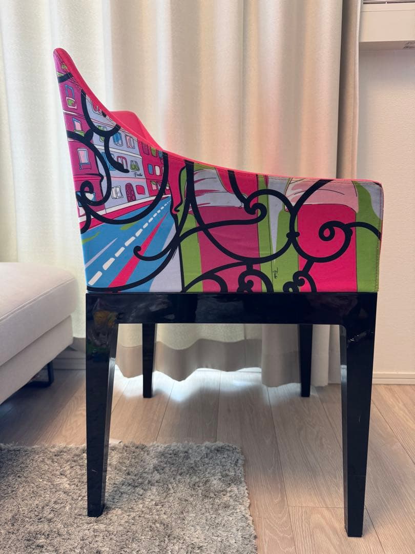 Kartellカルテル 【パリ】マダムワールドオブエミリオプッチ