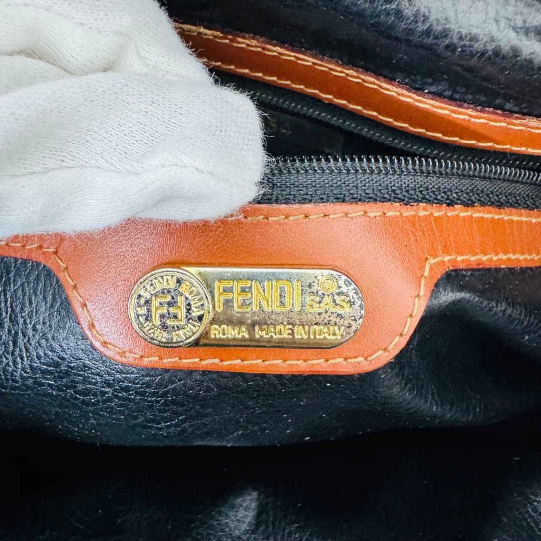 ✨FENDI✨フェンディ✨ペカン柄✨ブラウンブラック✨ヴィンテージ✨ハンドバッグ