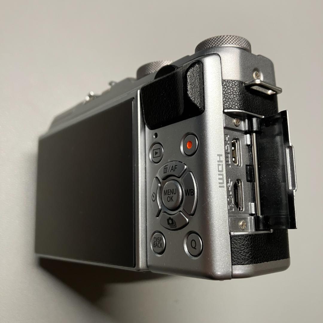 美品 FUJIFILM X-A5 レンズキット シルバー 付属品完備 おまけ多数