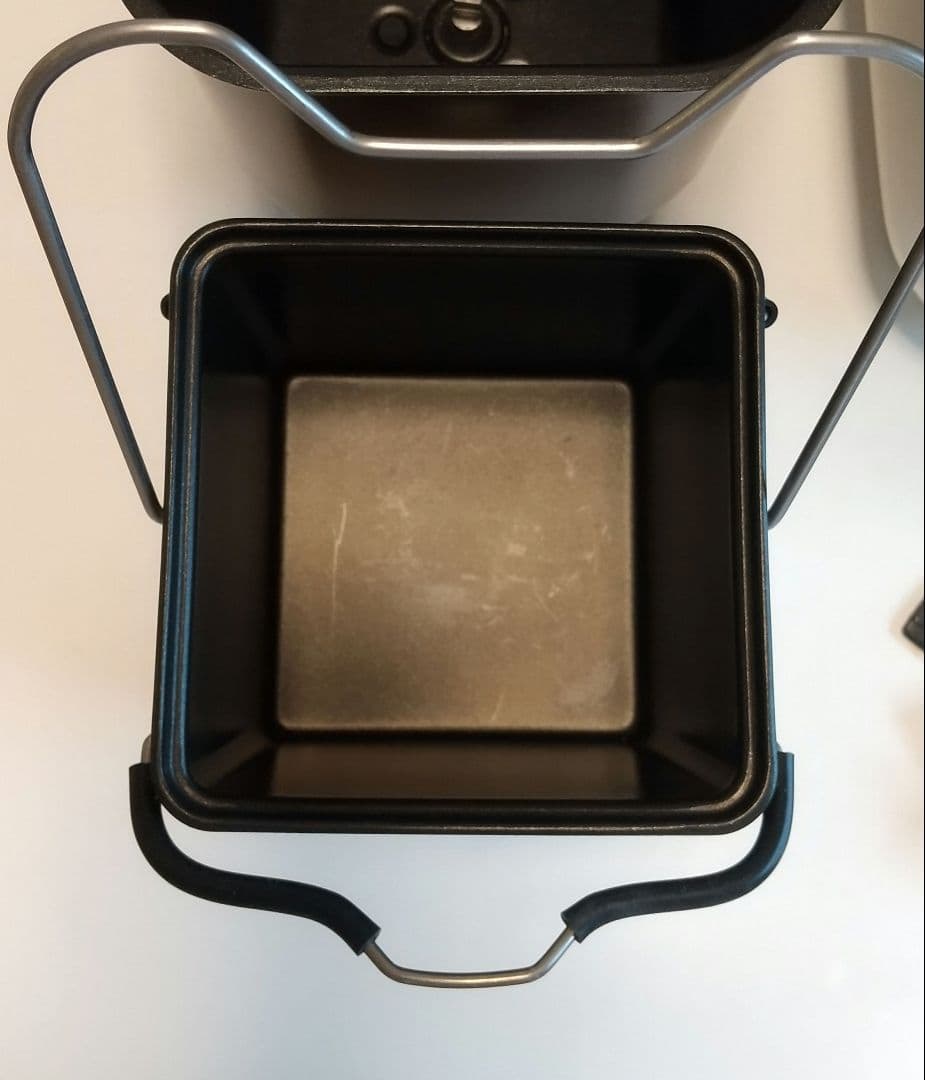 【最終値下げ】タイガー IHホームベーカリー KBH-V100-W取扱説明書付き