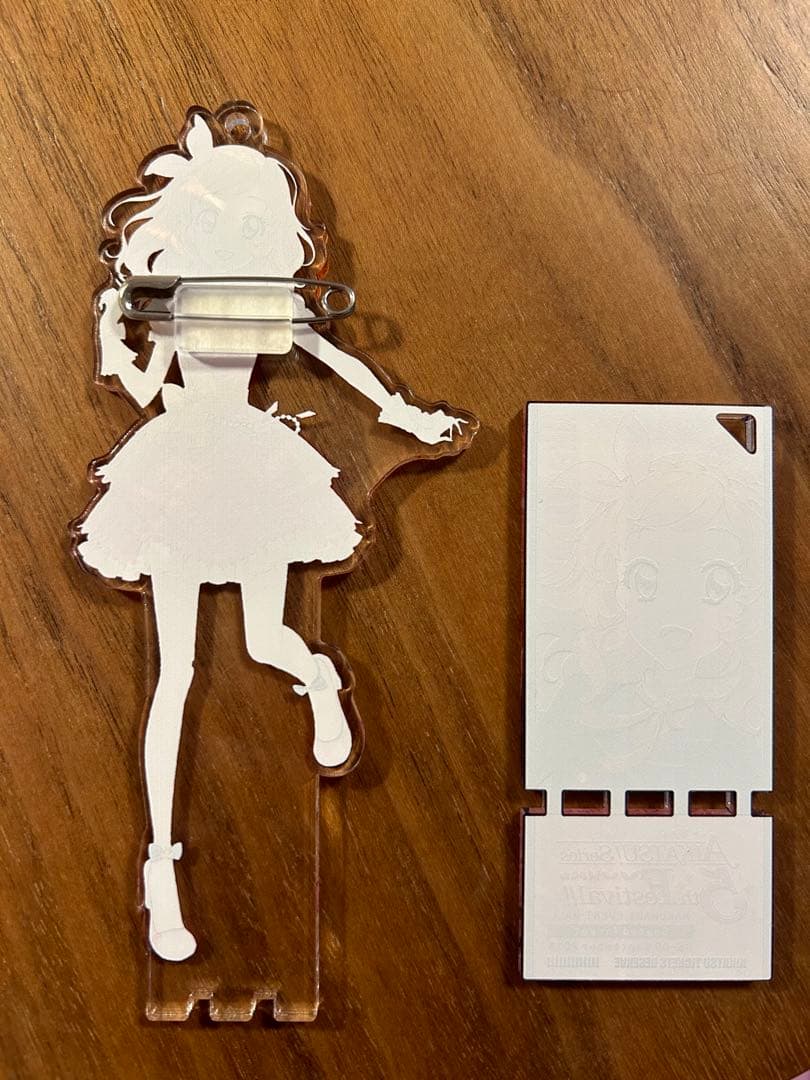 アイカツ　アクリルバッジスタンド　大空あかり