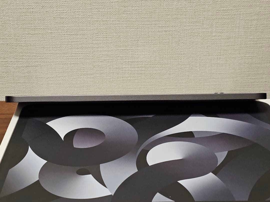 iPad Air 第5世代/ Wi-Fiモデル/ 256GB/ スペースグレイ