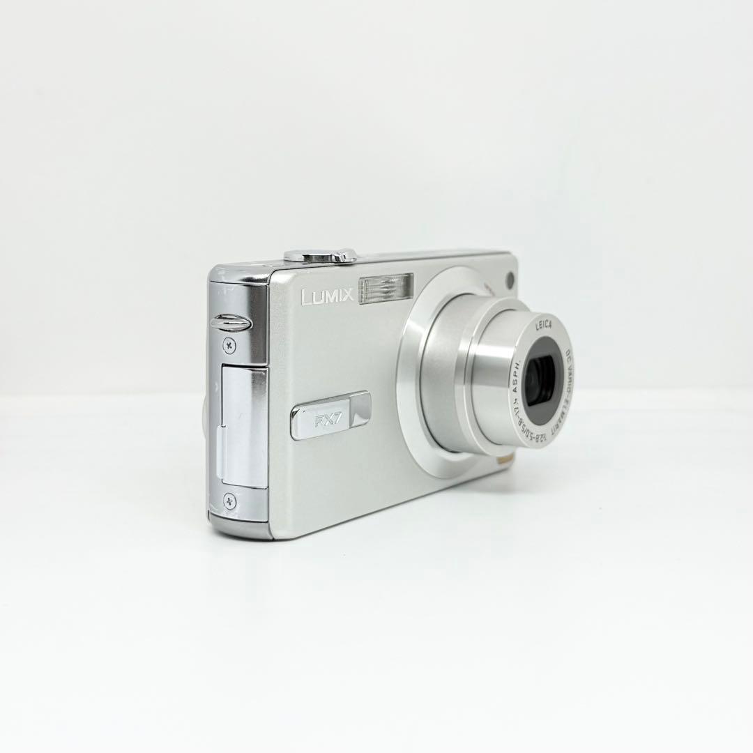 【完動品】Panasonic LUMIX DMC-FX7 デジタルカメラ