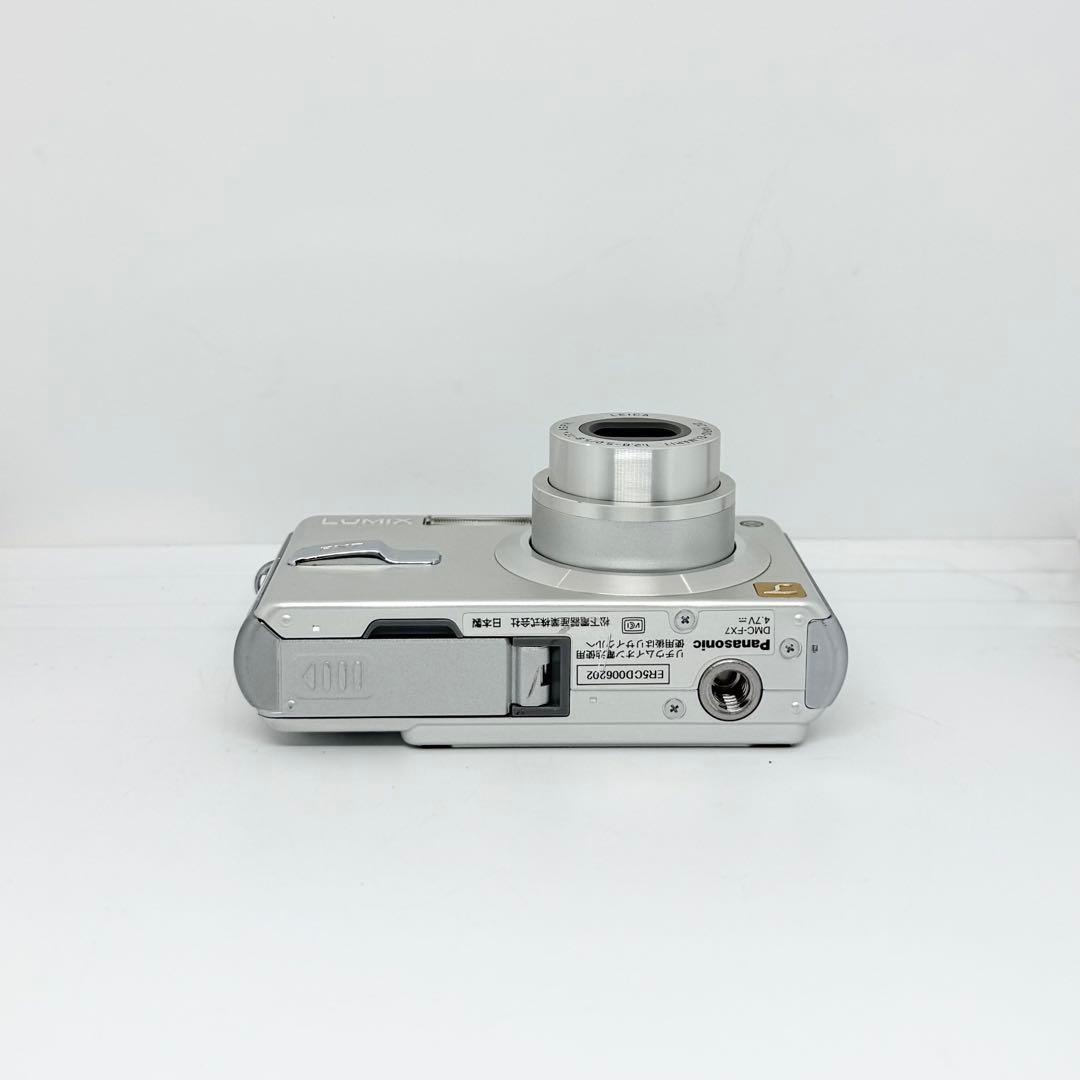 【完動品】Panasonic LUMIX DMC-FX7 デジタルカメラ