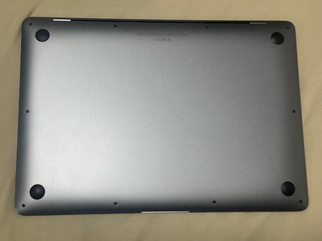 MacBook Air 2020 ジャンク　通電のみ