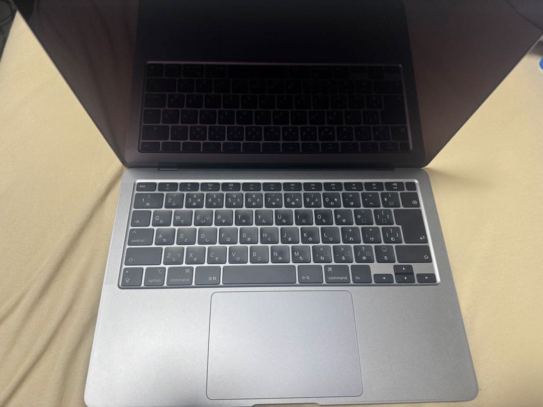 MacBook Air 2020 ジャンク　通電のみ