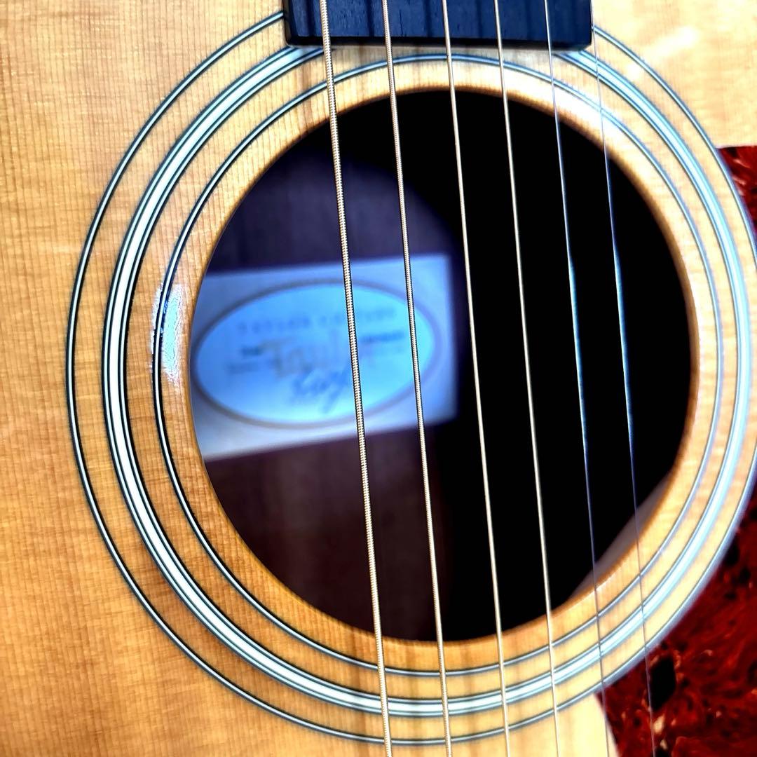 【取引成立済】Taylor アコースティックギター 214e
