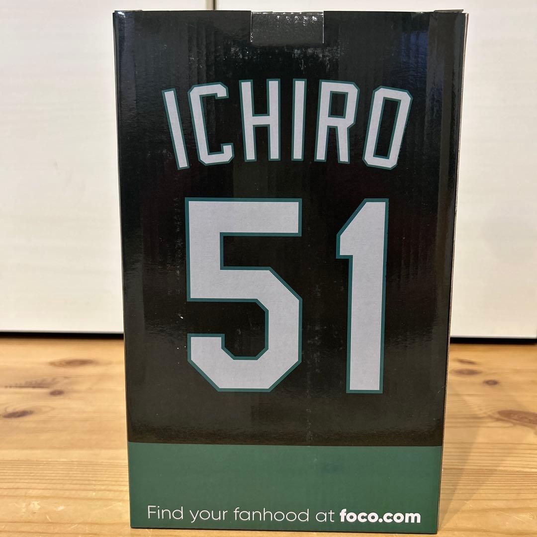 シリアルナンバー入り　イチロー 記念台座付きボブルヘッド フィギュア 背番号51