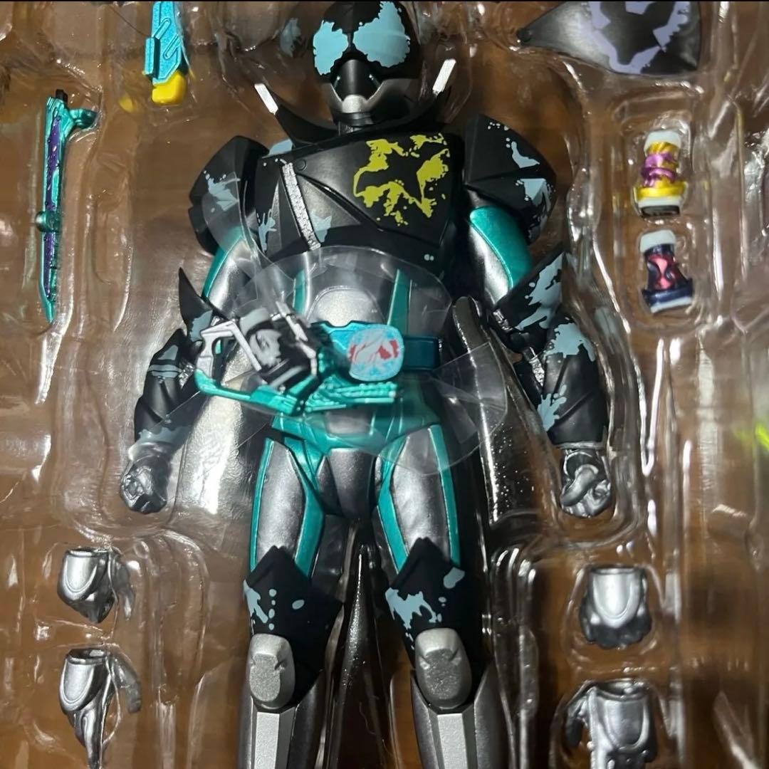 S.H.フィギュアーツ　仮面ライダーライブ 仮面ライダーエビル　セット