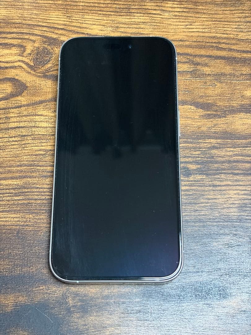 iPhone 15 Pro ホワイトチタニウム 256GB SIM フリー美品