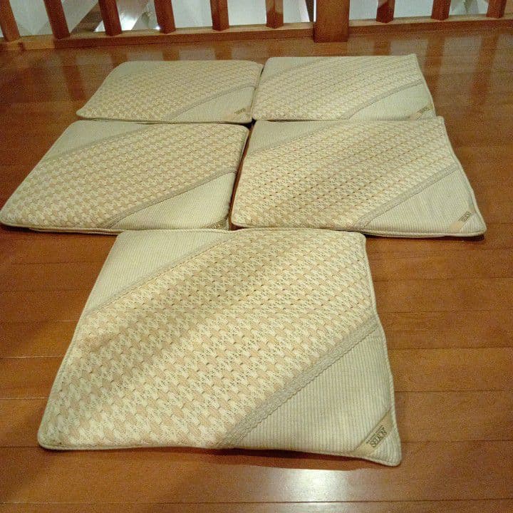 SELKON 座布団5枚セット（価格交渉可）