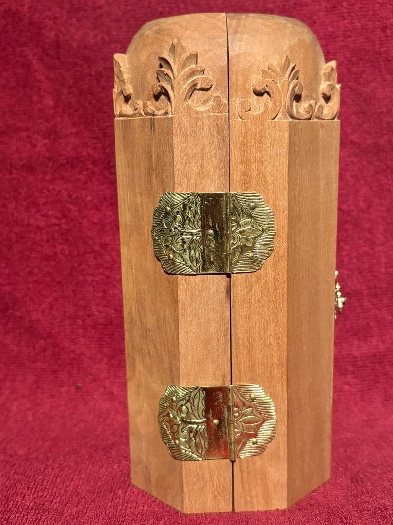 【木彫 三尊仏 厨子入り 仏像】三開き 精密彫刻 仏教美術 高さ17cm