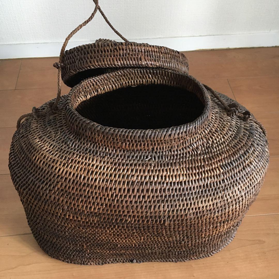 古民具 ロンボク島の古い大型アタ製魚籠