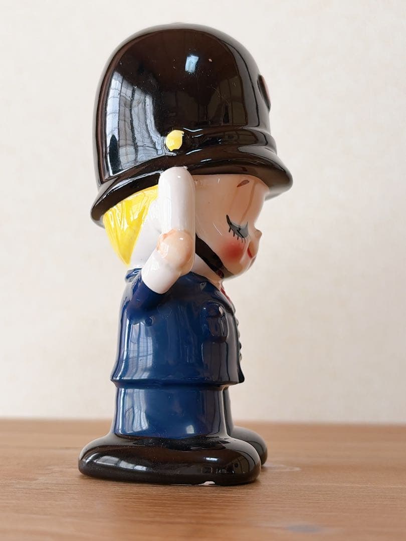 内藤ルネ　ソルトアンドペッパー　調味料入れ　警察官　兵隊