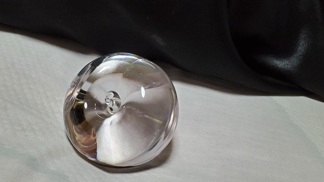 正規レア ウェッジウッド リンゴ クリスタル ペーパーウェイト アップルオブジェ